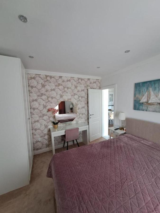 Summer Fantasy Apartment Макарска Экстерьер фото